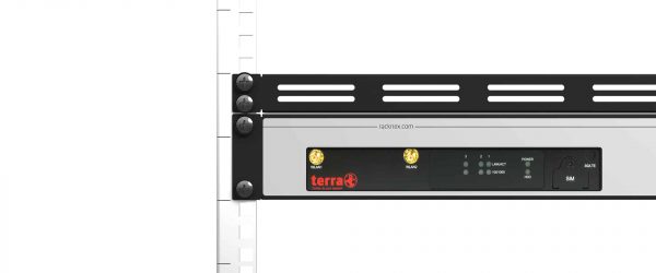 NM-SCP-001 - Kit de montage en rack 19 pouces pour Securepoint RC100 / RC200 UTM G3, terra Black Dwarf UTM G3